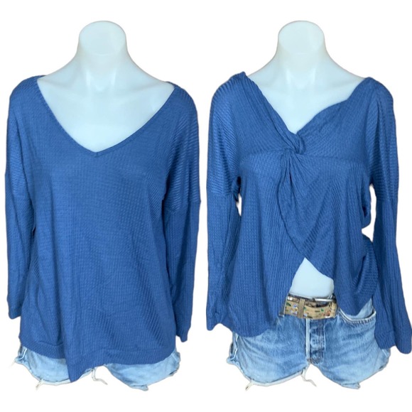 Zulily SIZE 1X Denim Blue Waffle Knit Reversible Long-Sleeve Tunic Top Knot NEW - Picture 2 of 9